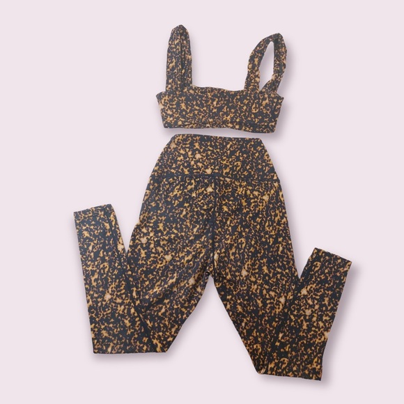 WeWoreWhat Two Piece Workout Set - Picture 2 of 11